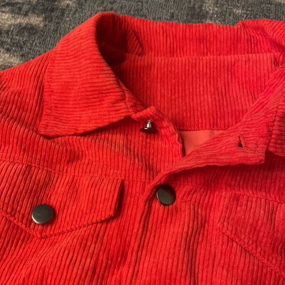 Women’s red light weight corduroy jacket. Size small - Picture 2 of 3